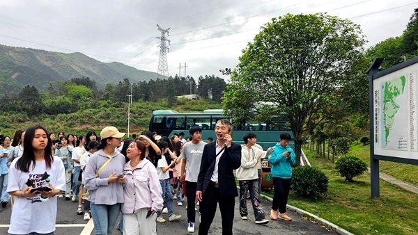 双牌泷旅携手壹贰博官网(图3)_副本.png